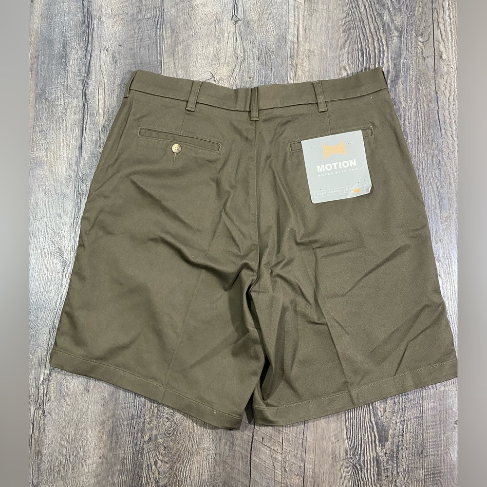 NEW | SAVANE Motion Flat Front Mens Shorts